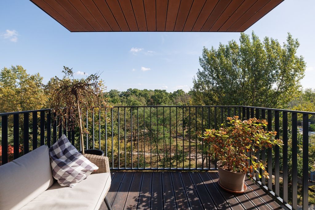 Mieszkanie 4 pokojowe na Sprzedaż