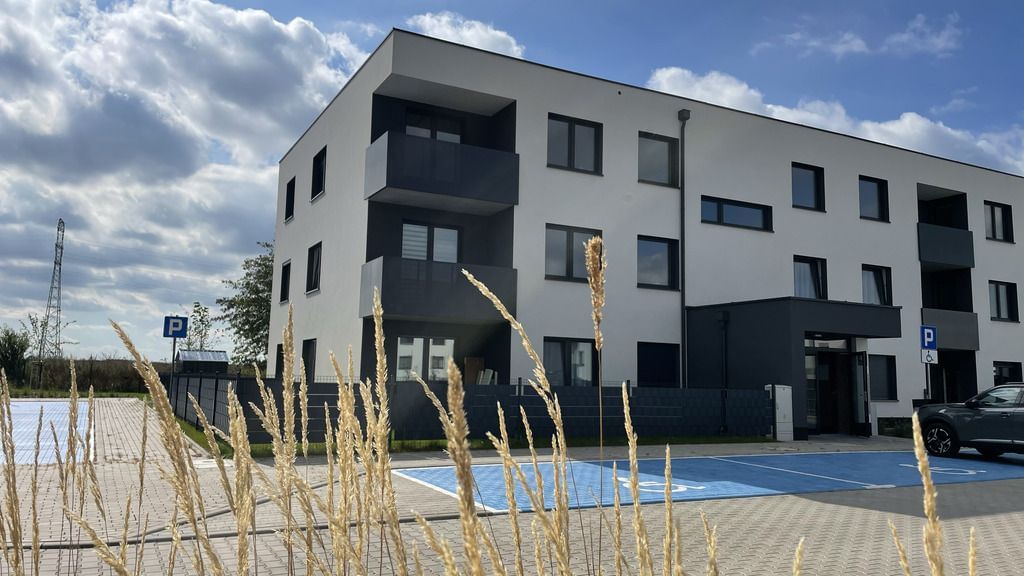 Mieszkanie 4 pokojowe na Sprzedaż