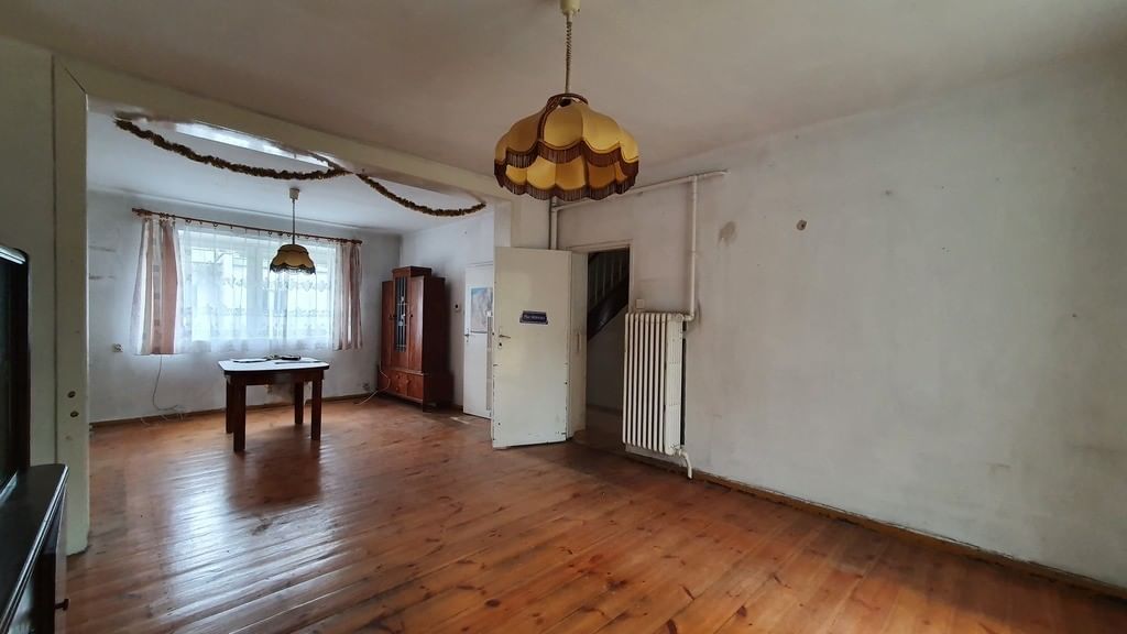 Dom 5 pokojowe na Sprzedaż