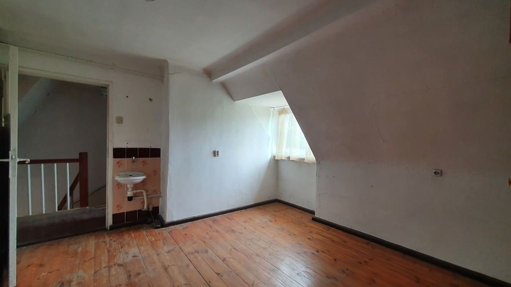 Dom 5 pokojowe na Sprzedaż