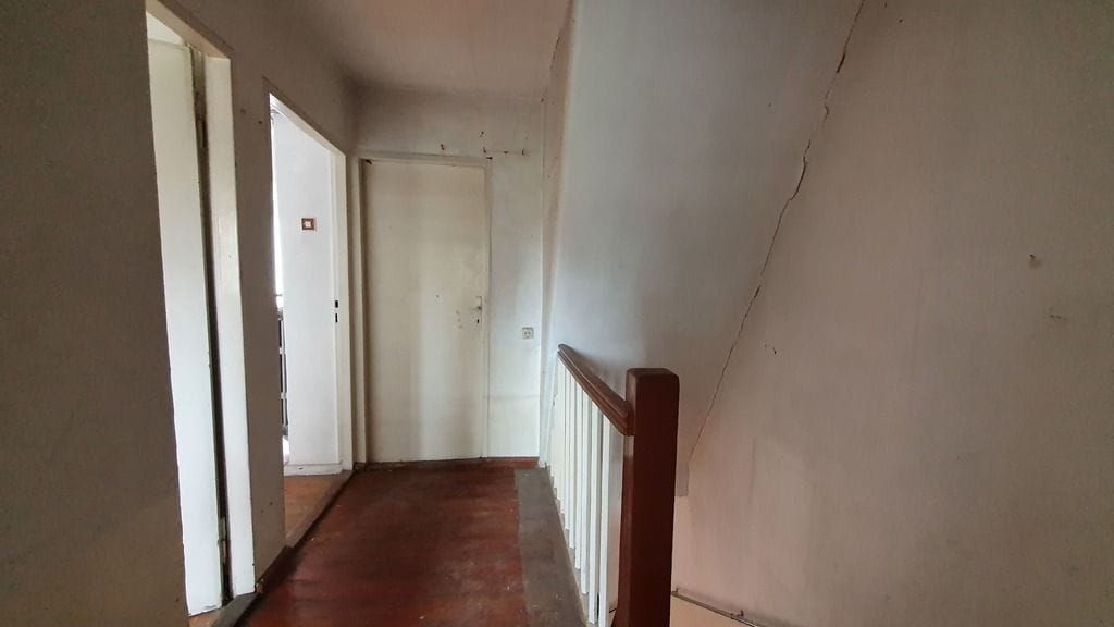 Dom 5 pokojowe na Sprzedaż