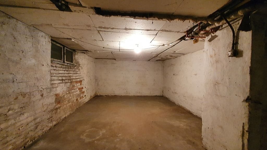 Dom 5 pokojowe na Sprzedaż