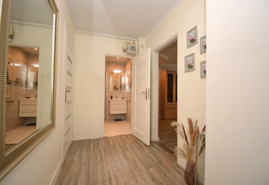 Mieszkanie 3 pokojowe na Sprzedaż