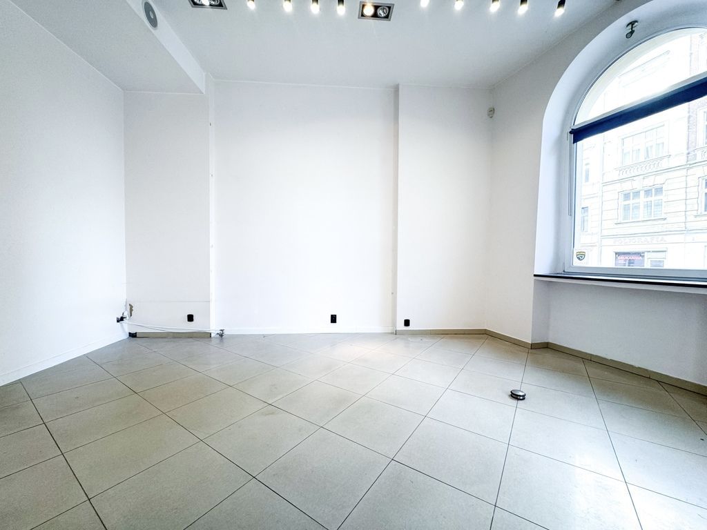 Lokal użytkowy  pokojowe na Wynajem