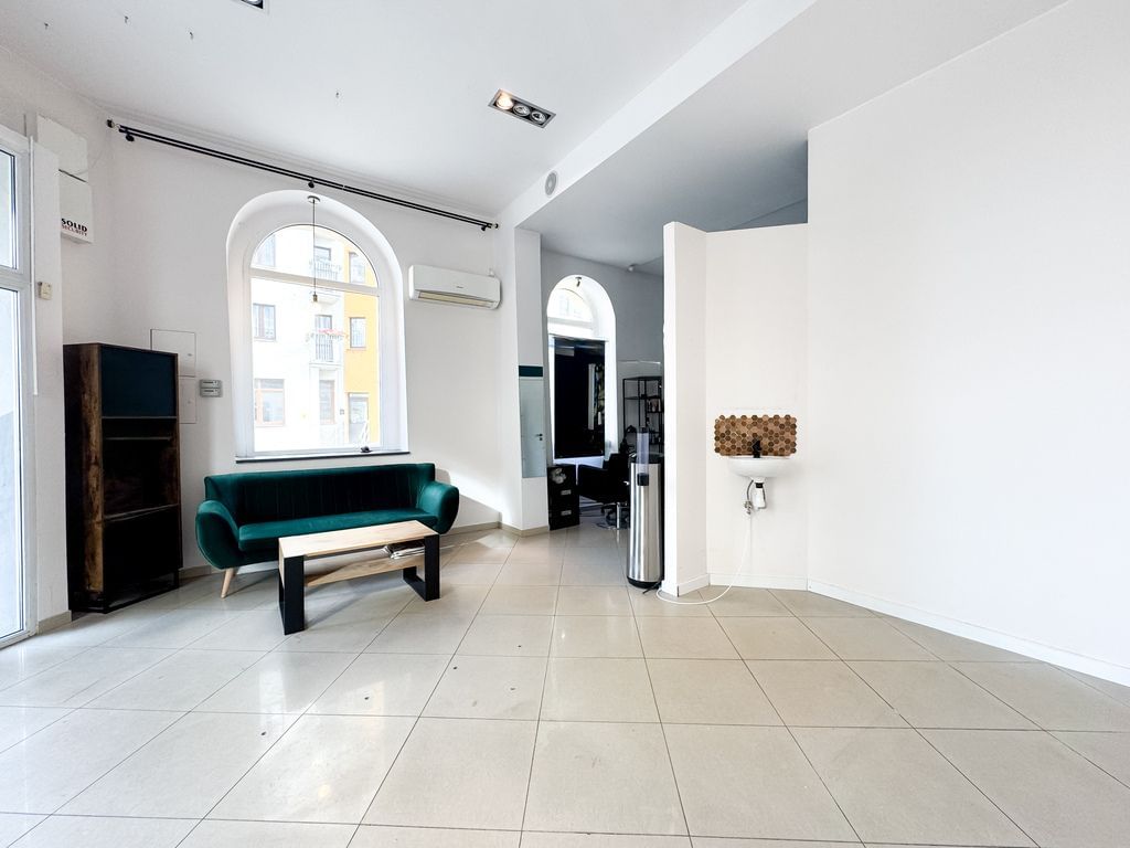 Lokal użytkowy  pokojowe na Wynajem