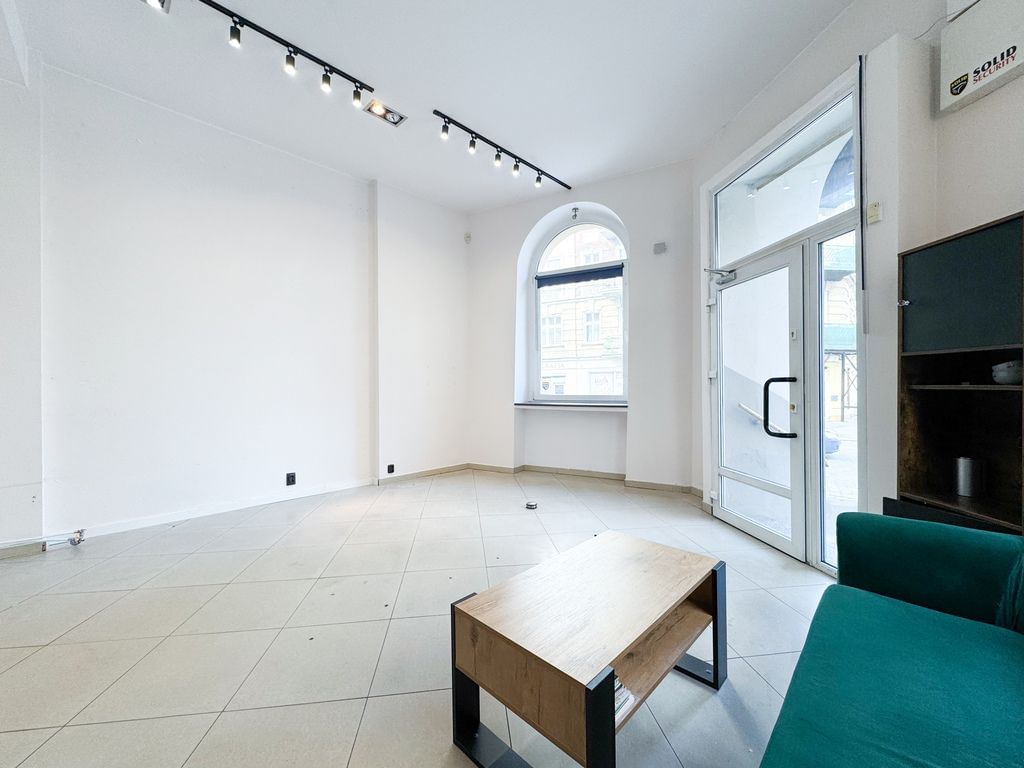 Lokal użytkowy  pokojowe na Wynajem