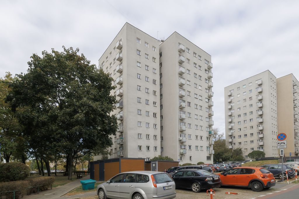 Mieszkanie 4 pokojowe na Sprzedaż