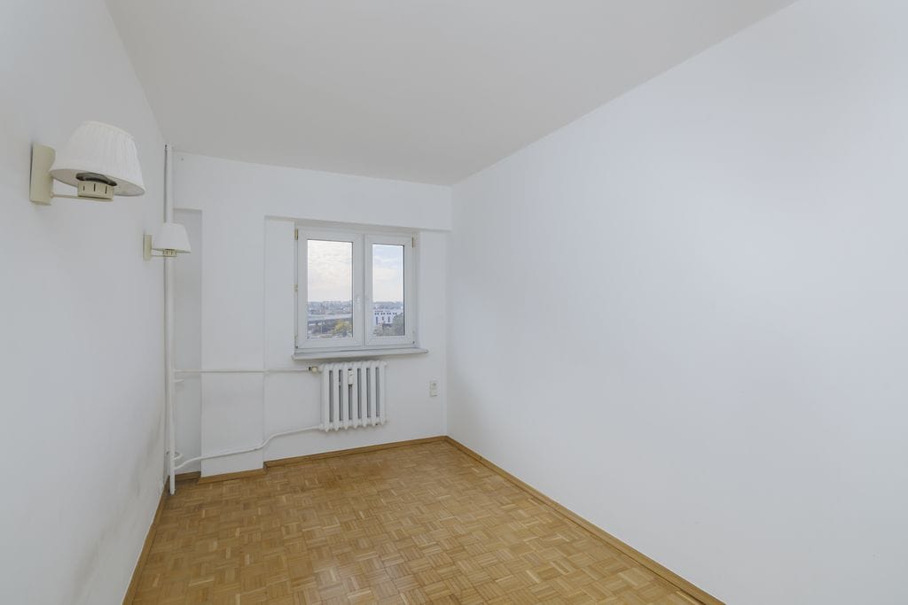 Mieszkanie 4 pokojowe na Sprzedaż