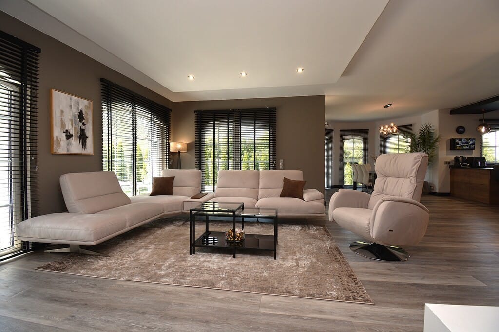 Dom 6 pokojowe na Sprzedaż