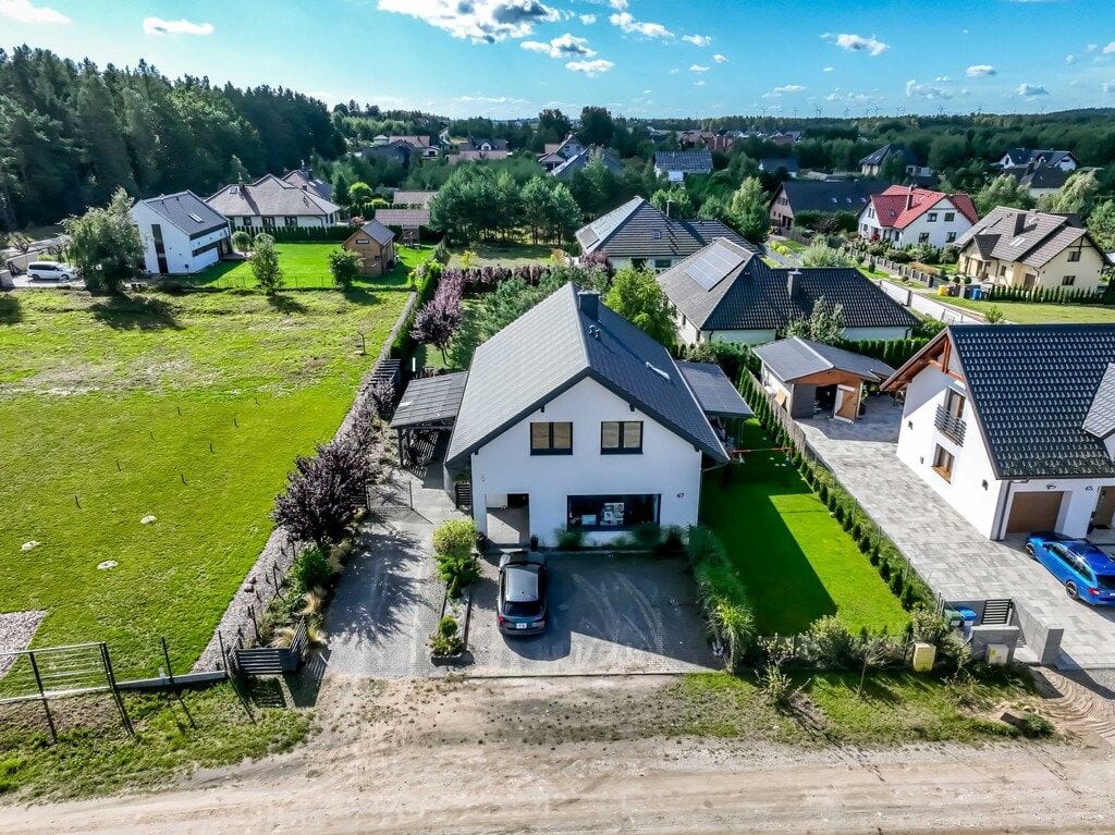 Dom 6 pokojowe na Sprzedaż