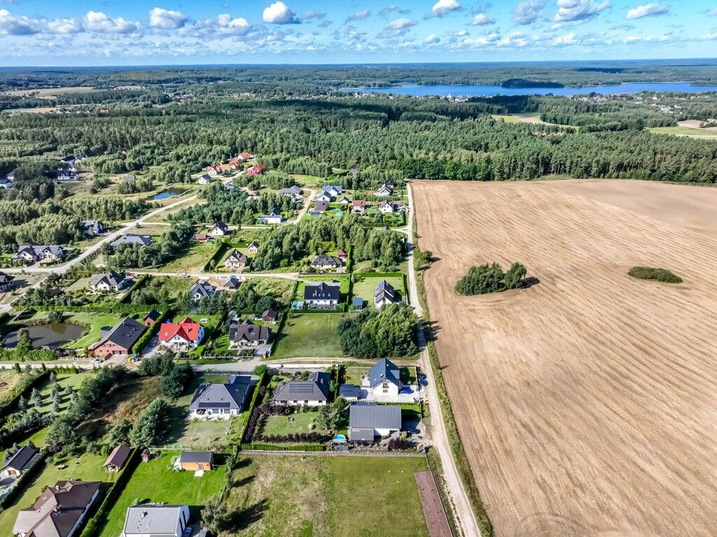 Dom 6 pokojowe na Sprzedaż