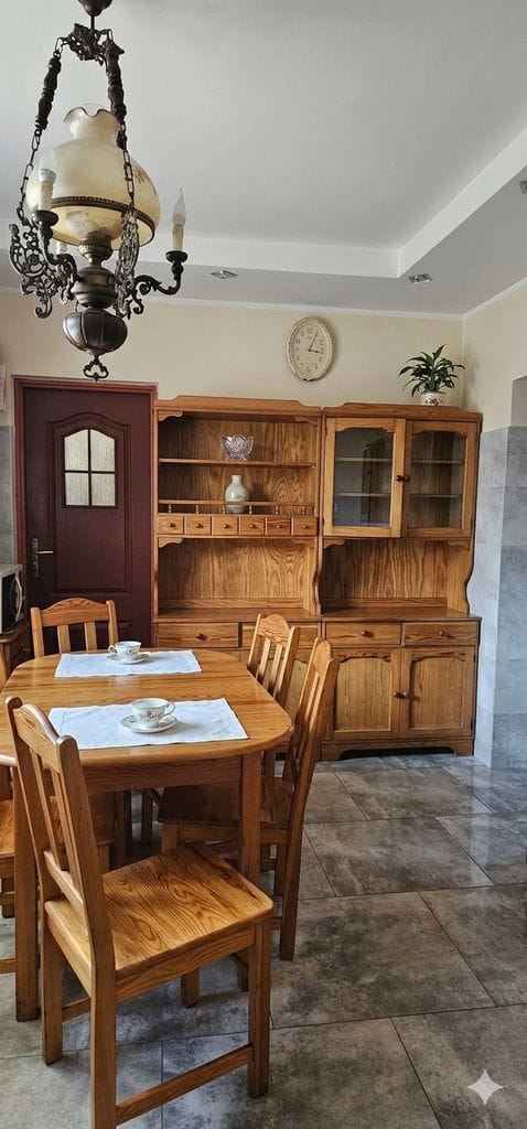 Dom 5 pokojowe na Sprzedaż