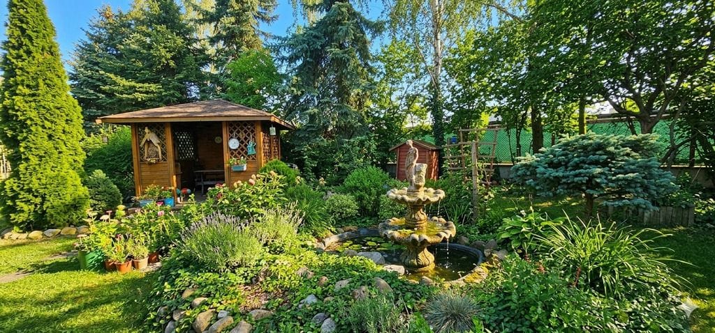 Dom 5 pokojowe na Sprzedaż