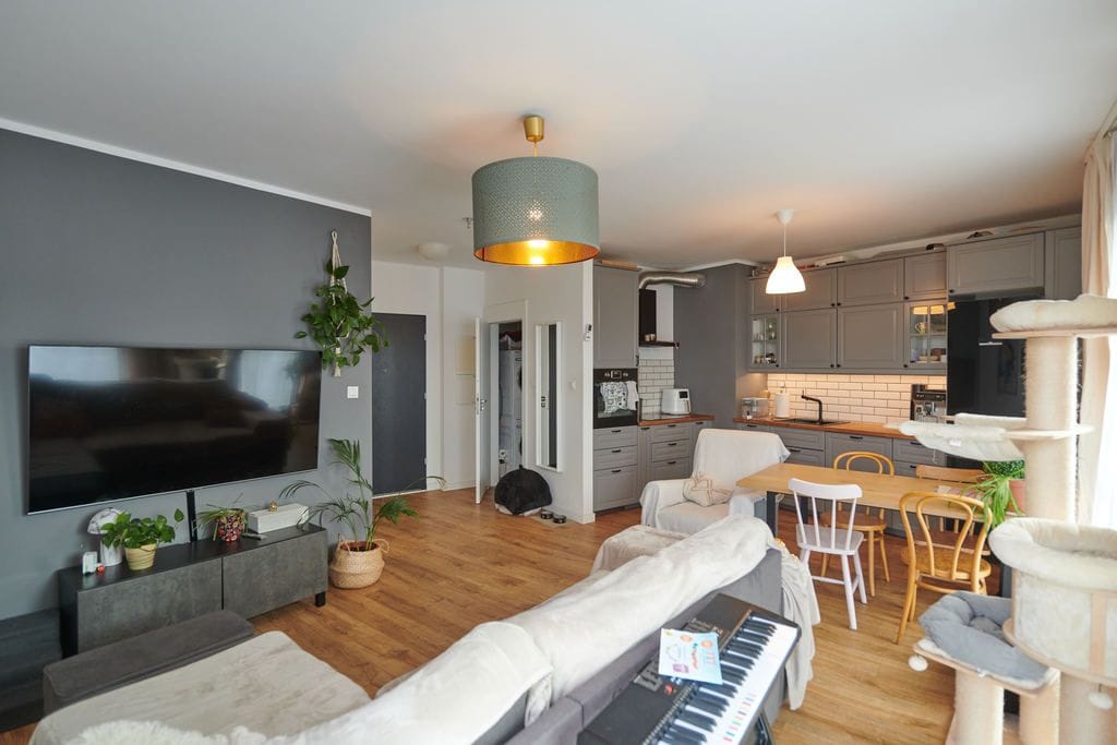 Mieszkanie 3 pokojowe na Sprzedaż