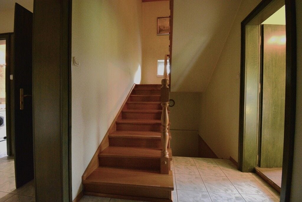 Dom 6 pokojowe na Sprzedaż