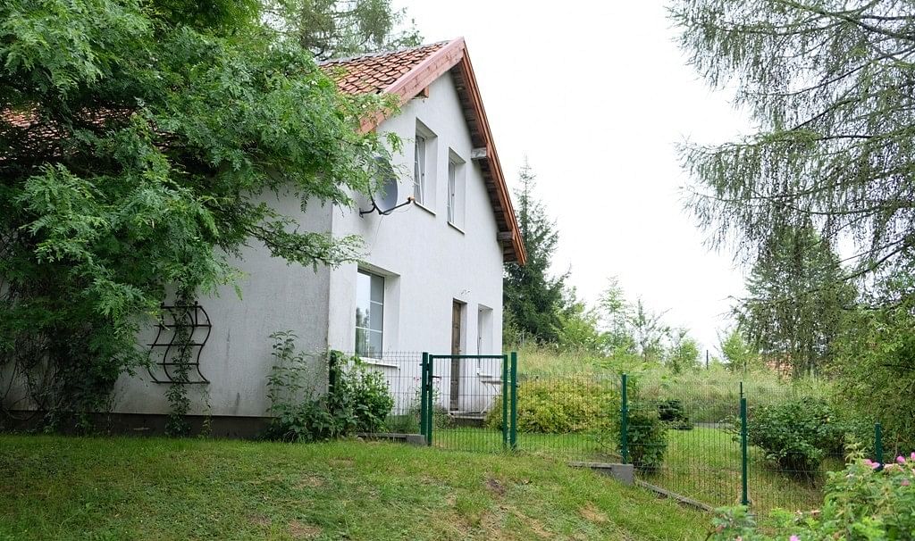 Dom 5 pokojowe na Sprzedaż