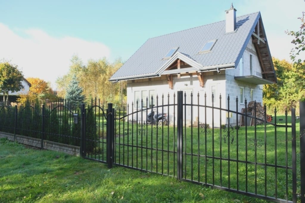 Dom 5 pokojowe na Sprzedaż