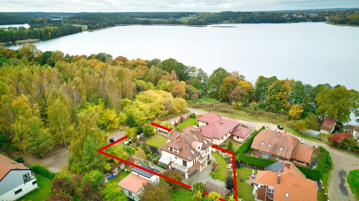 Dom 8 pokojowe na Sprzedaż