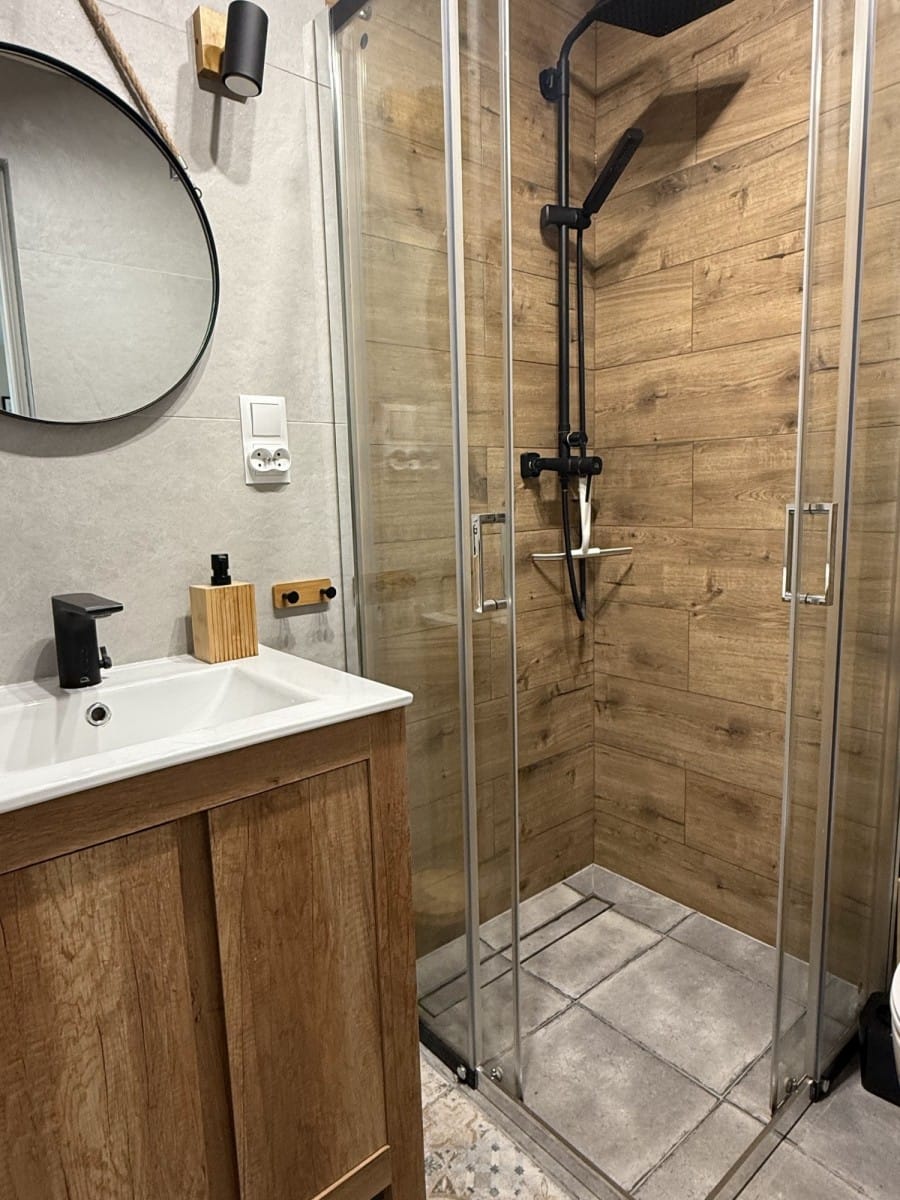 Dom 5 pokojowe na Sprzedaż