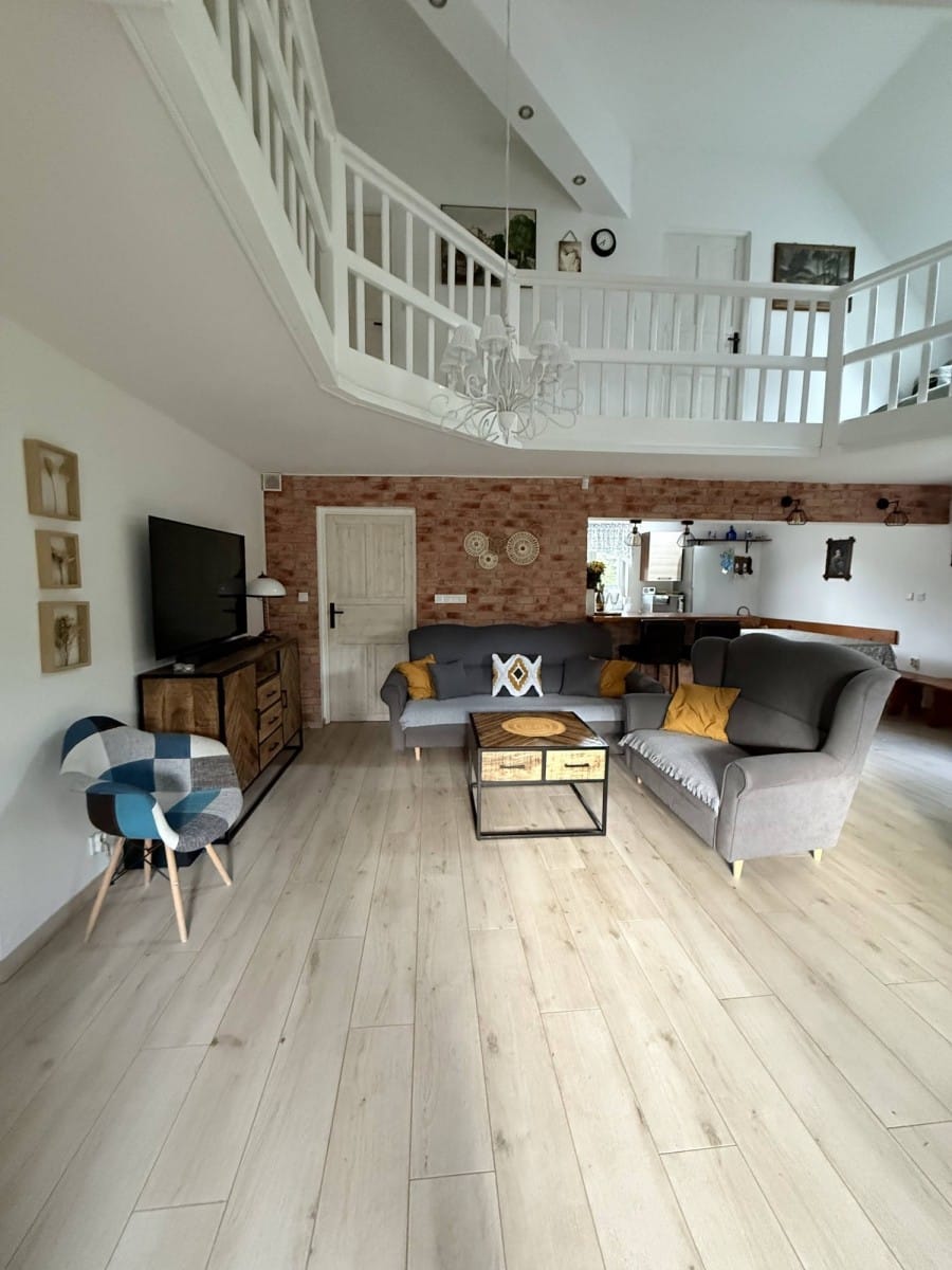 Dom 5 pokojowe na Sprzedaż