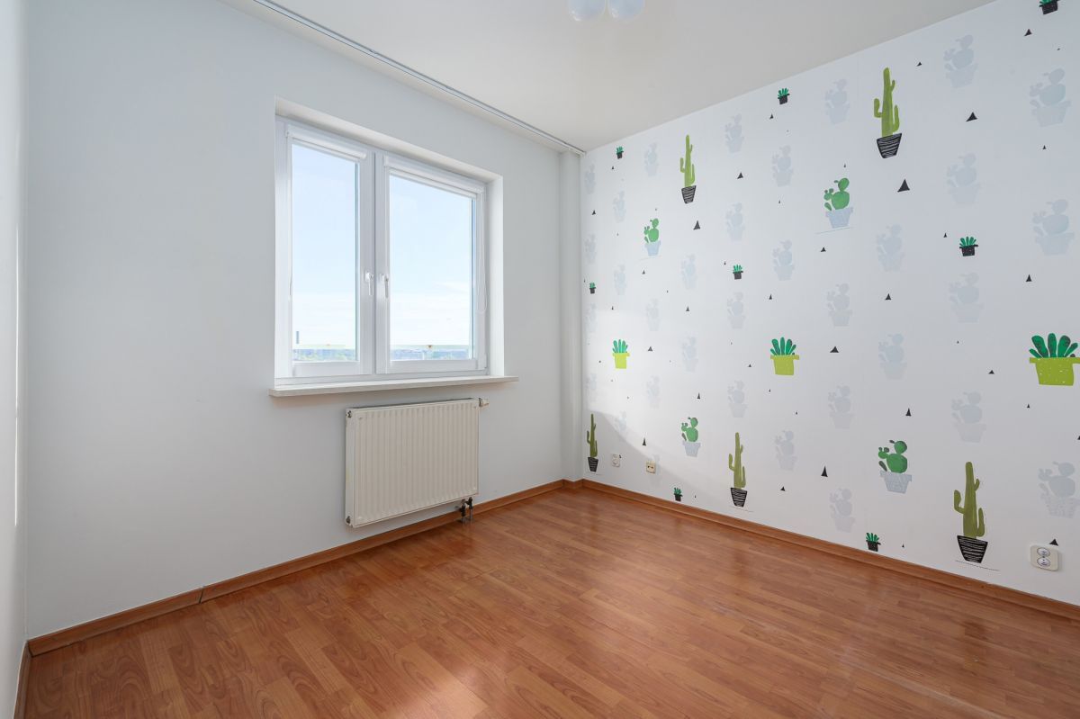 Mieszkanie 4 pokojowe na Sprzedaż