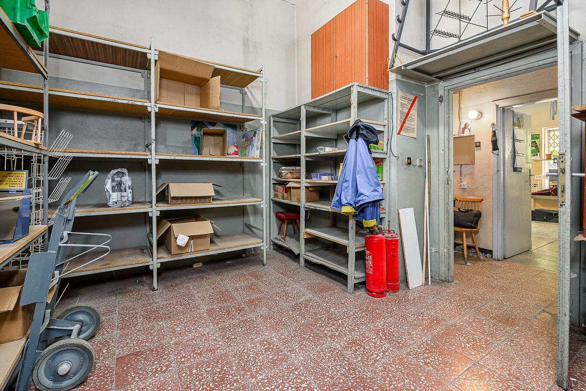 Lokal użytkowy  pokojowe na Sprzedaż