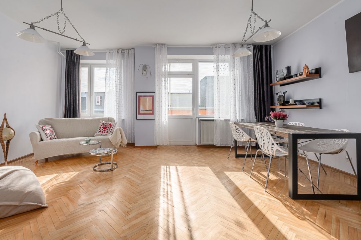 Mieszkanie 3 pokojowe na Sprzedaż