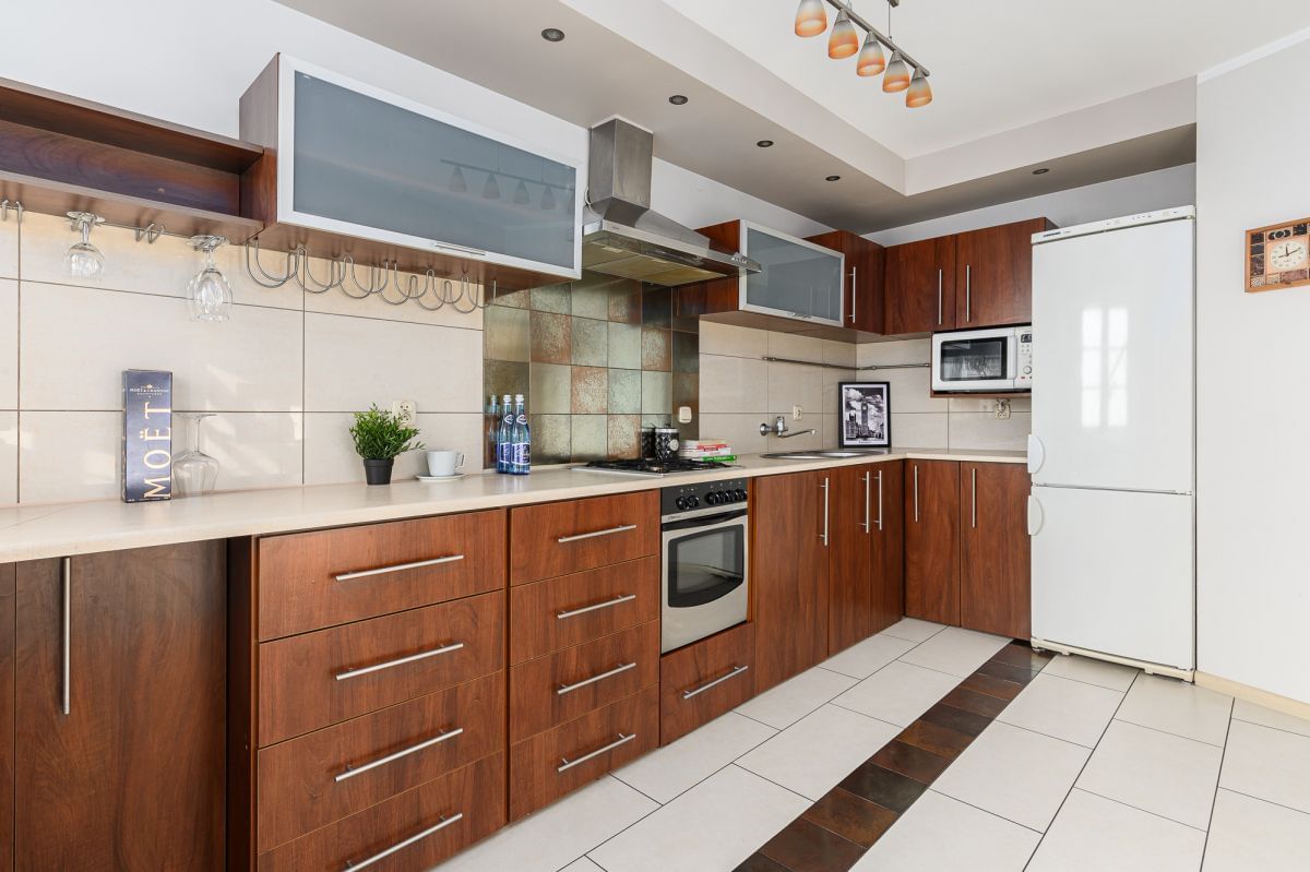 Mieszkanie 3 pokojowe na Sprzedaż