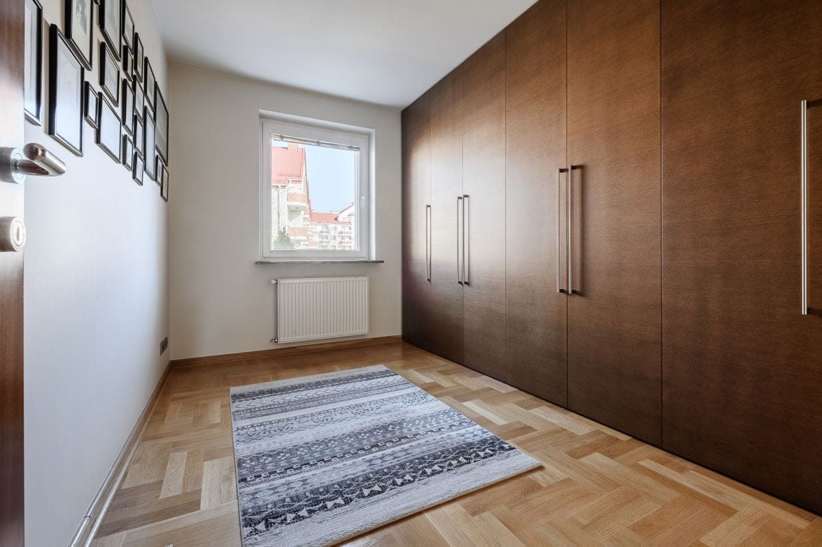 Mieszkanie 5 pokojowe na Sprzedaż