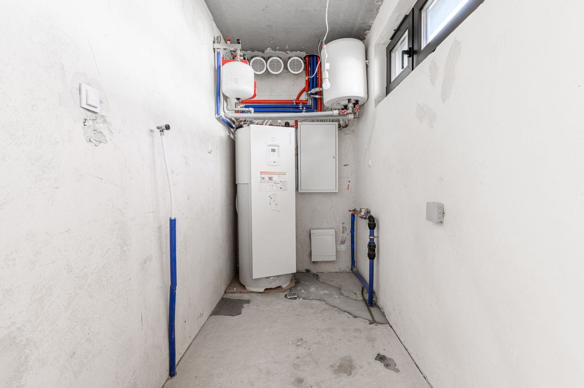 Dom 4 pokojowe na Sprzedaż