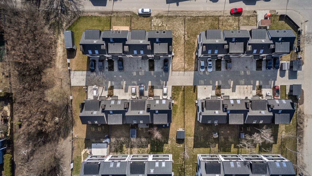 Dom 4 pokojowe na Sprzedaż