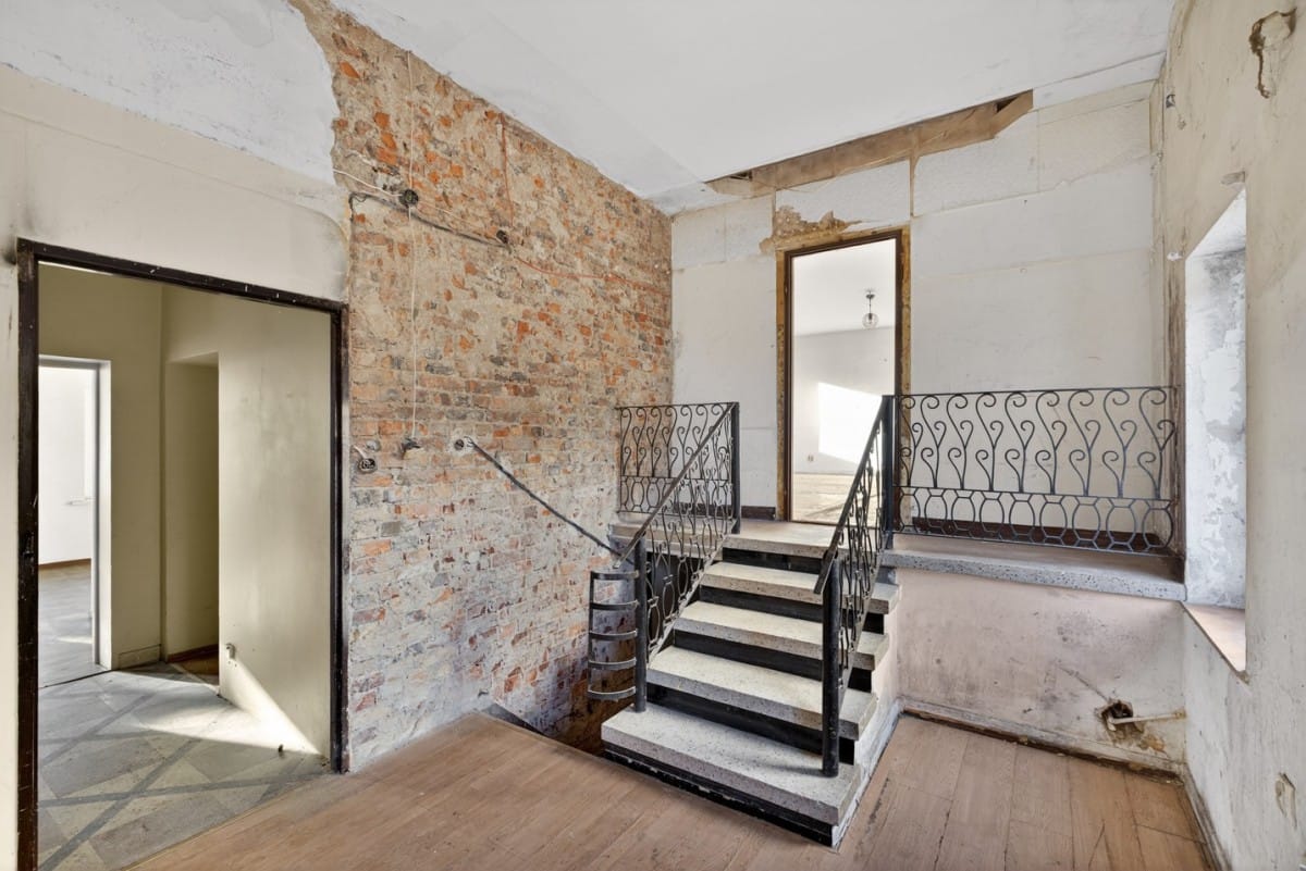 Dom 5 pokojowe na Sprzedaż