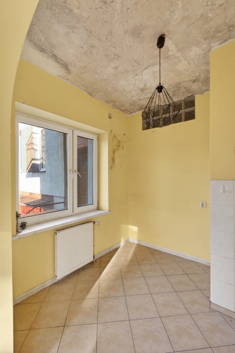 Dom 5 pokojowe na Sprzedaż