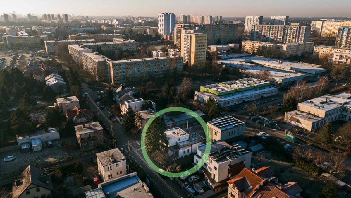 Lokal użytkowy  pokojowe na Sprzedaż