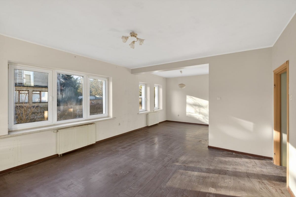 Lokal użytkowy  pokojowe na Sprzedaż