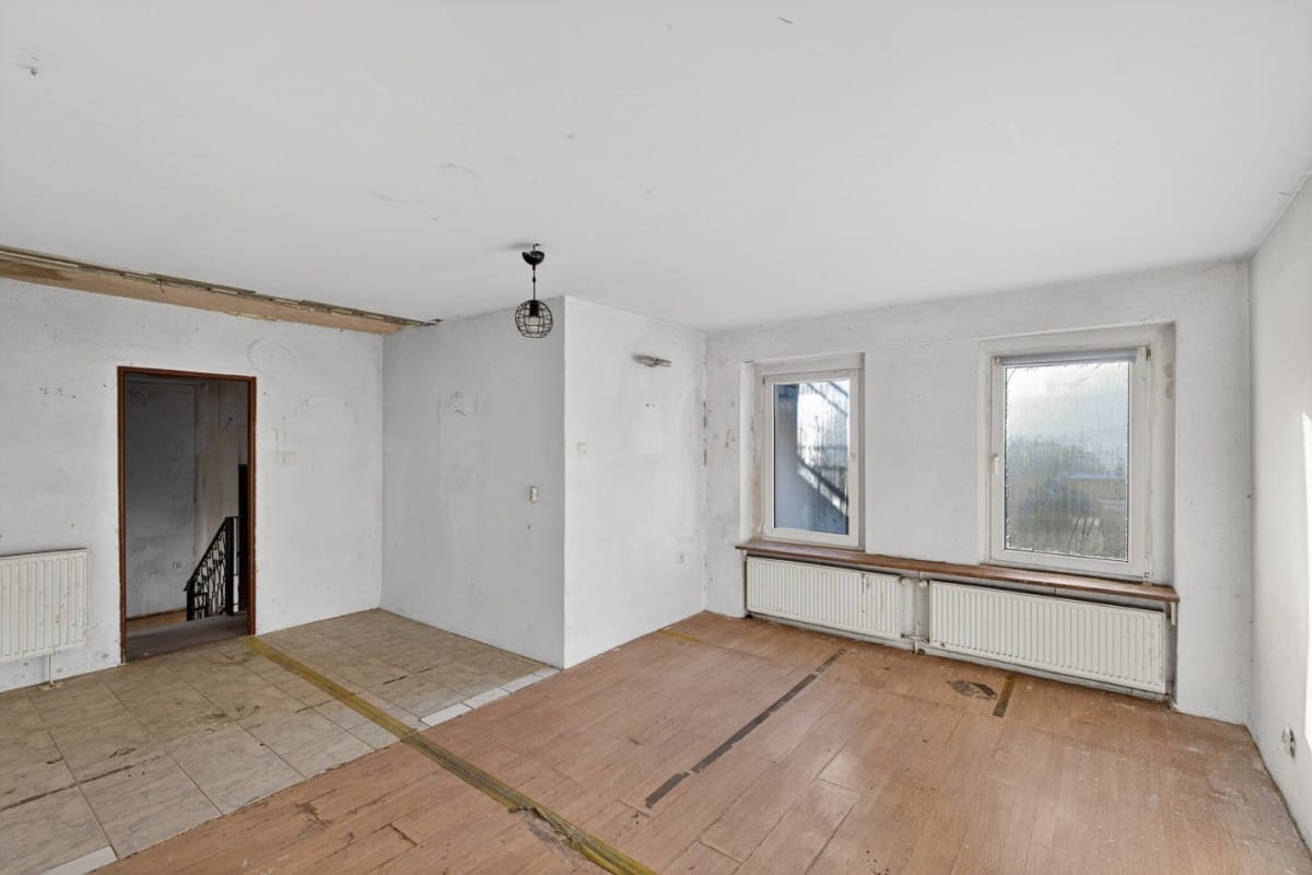 Lokal użytkowy  pokojowe na Sprzedaż