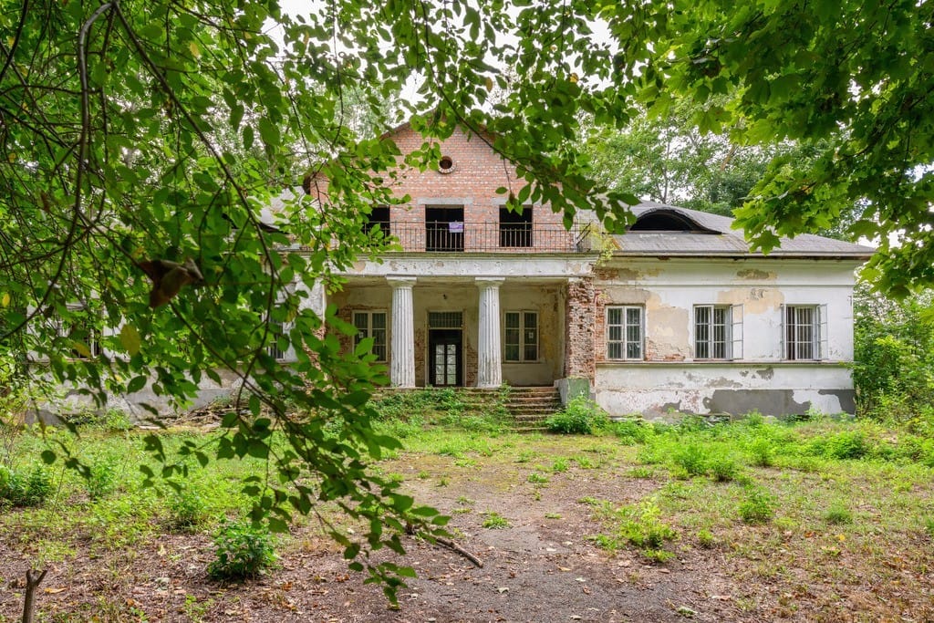 Dom 12 pokojowe na Sprzedaż