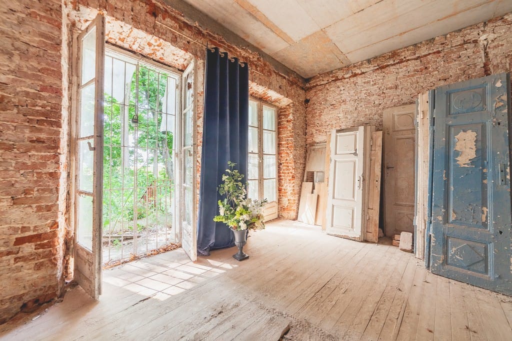 Dom 12 pokojowe na Sprzedaż