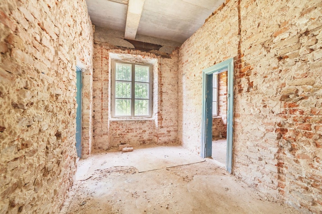 Dom 12 pokojowe na Sprzedaż