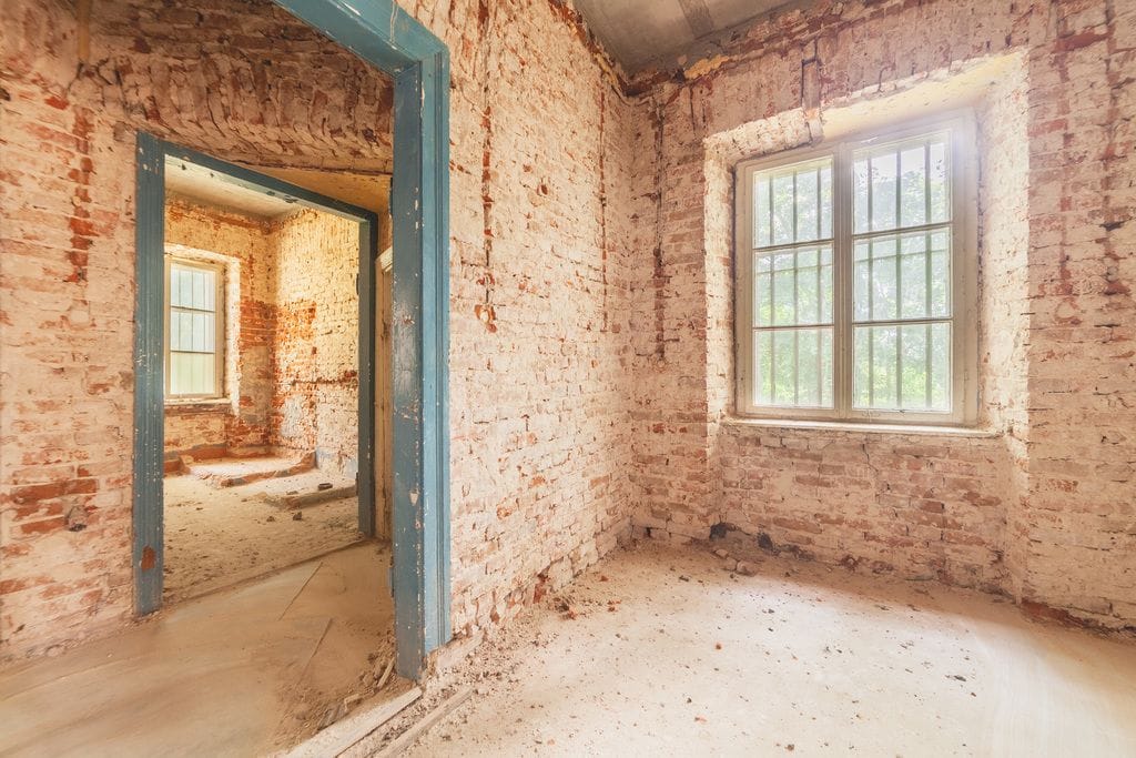 Dom 12 pokojowe na Sprzedaż