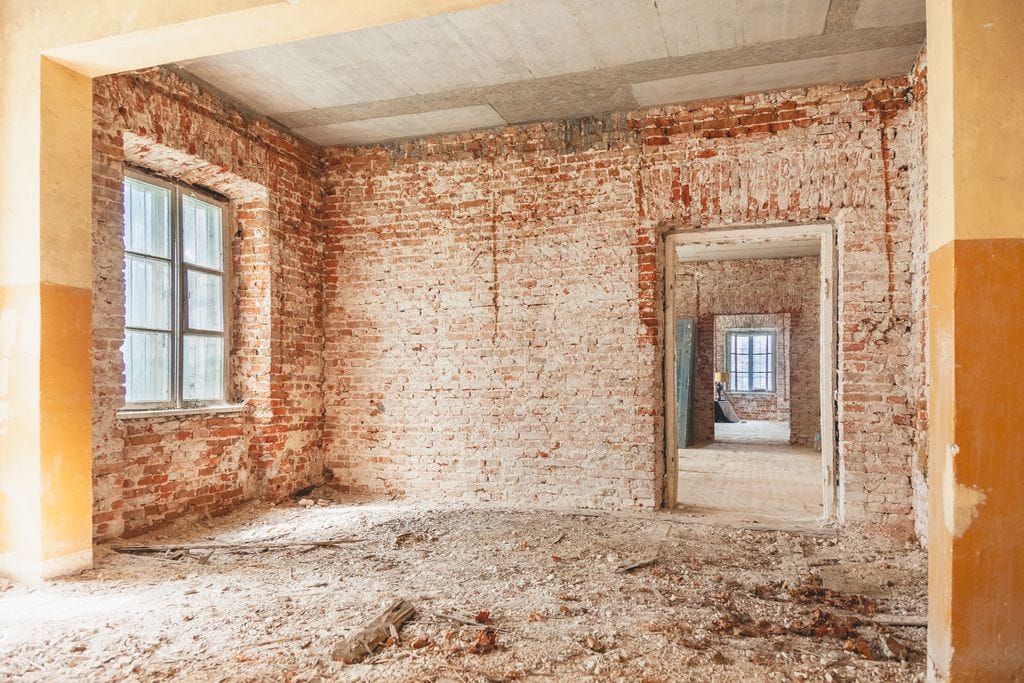 Dom 12 pokojowe na Sprzedaż