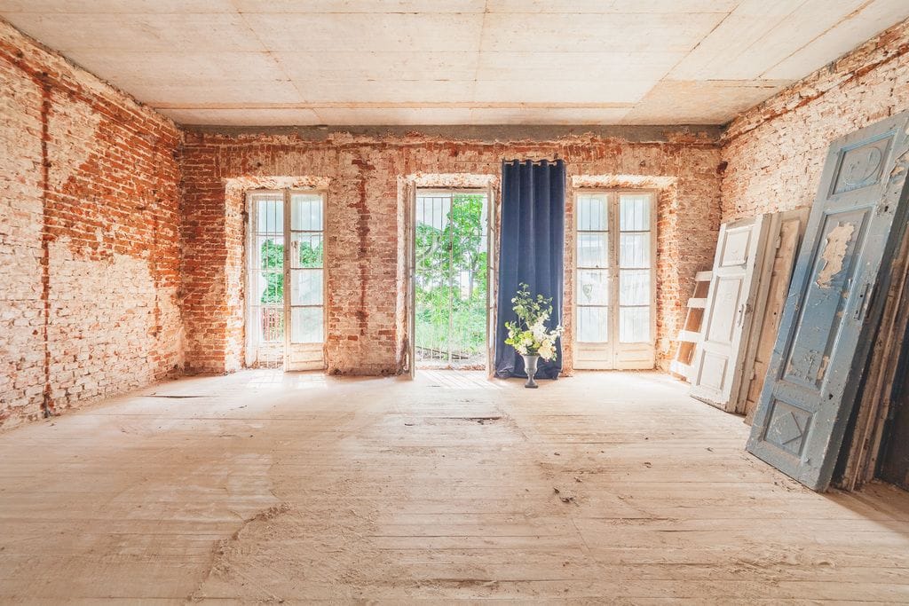 Dom 12 pokojowe na Sprzedaż