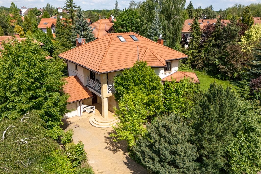 Dom 6 pokojowe na Sprzedaż