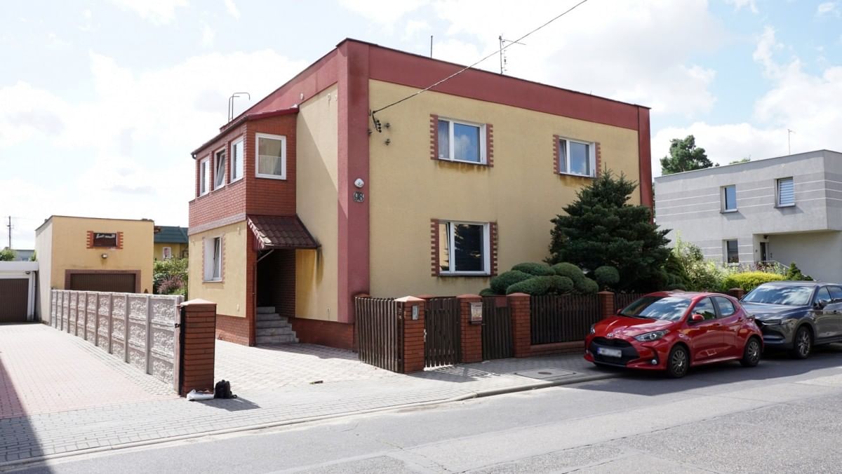 Dom 6 pokojowe na Sprzedaż