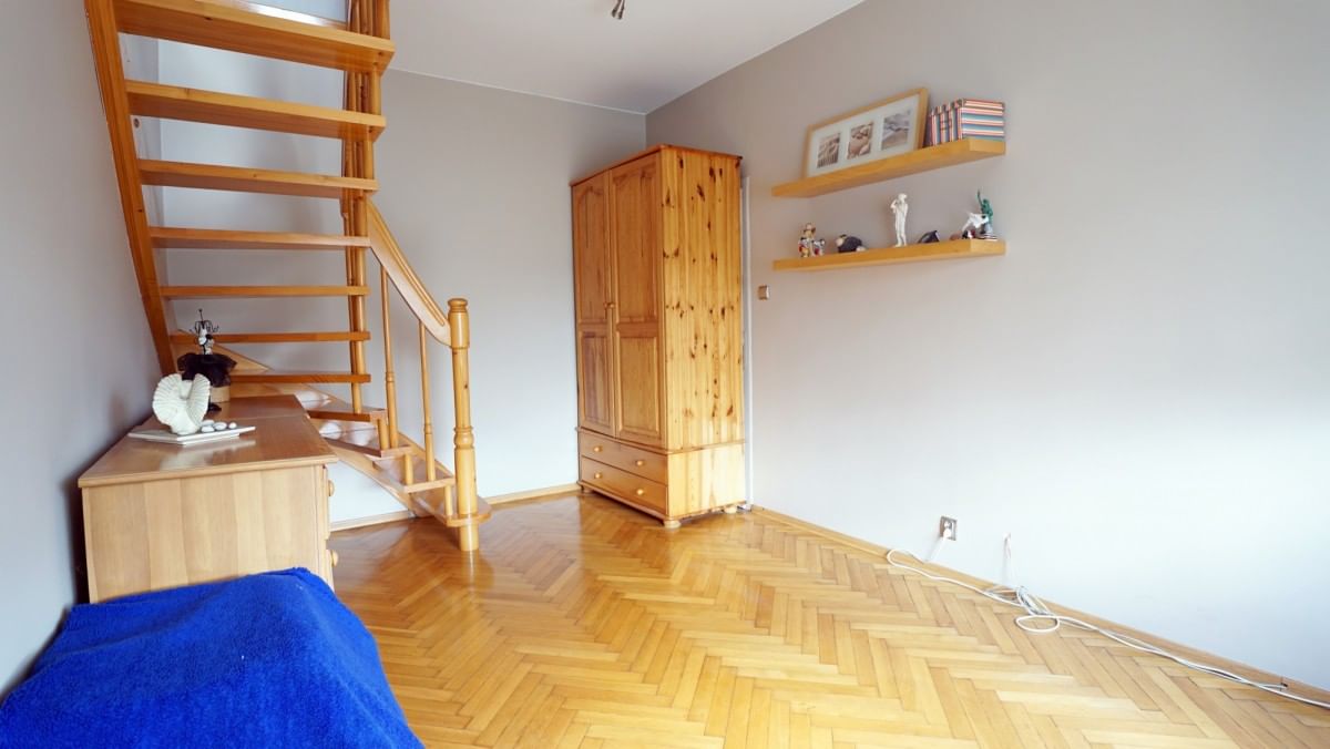 Dom 6 pokojowe na Sprzedaż
