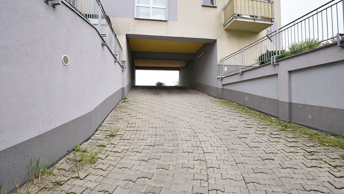 Lokal użytkowy  pokojowe na Sprzedaż