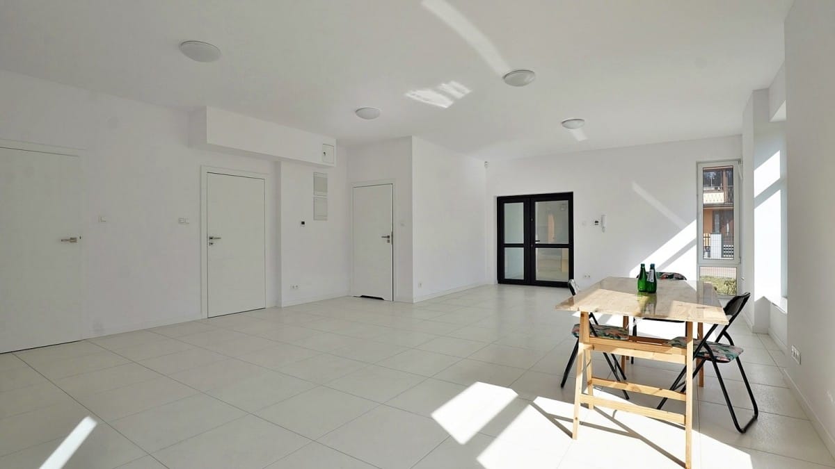 Lokal użytkowy  pokojowe na Sprzedaż