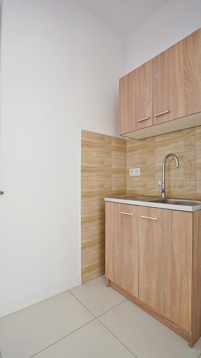 Lokal użytkowy  pokojowe na Sprzedaż