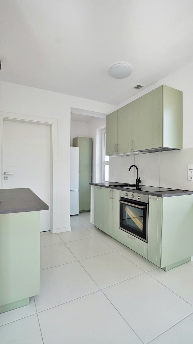 Lokal użytkowy  pokojowe na Sprzedaż