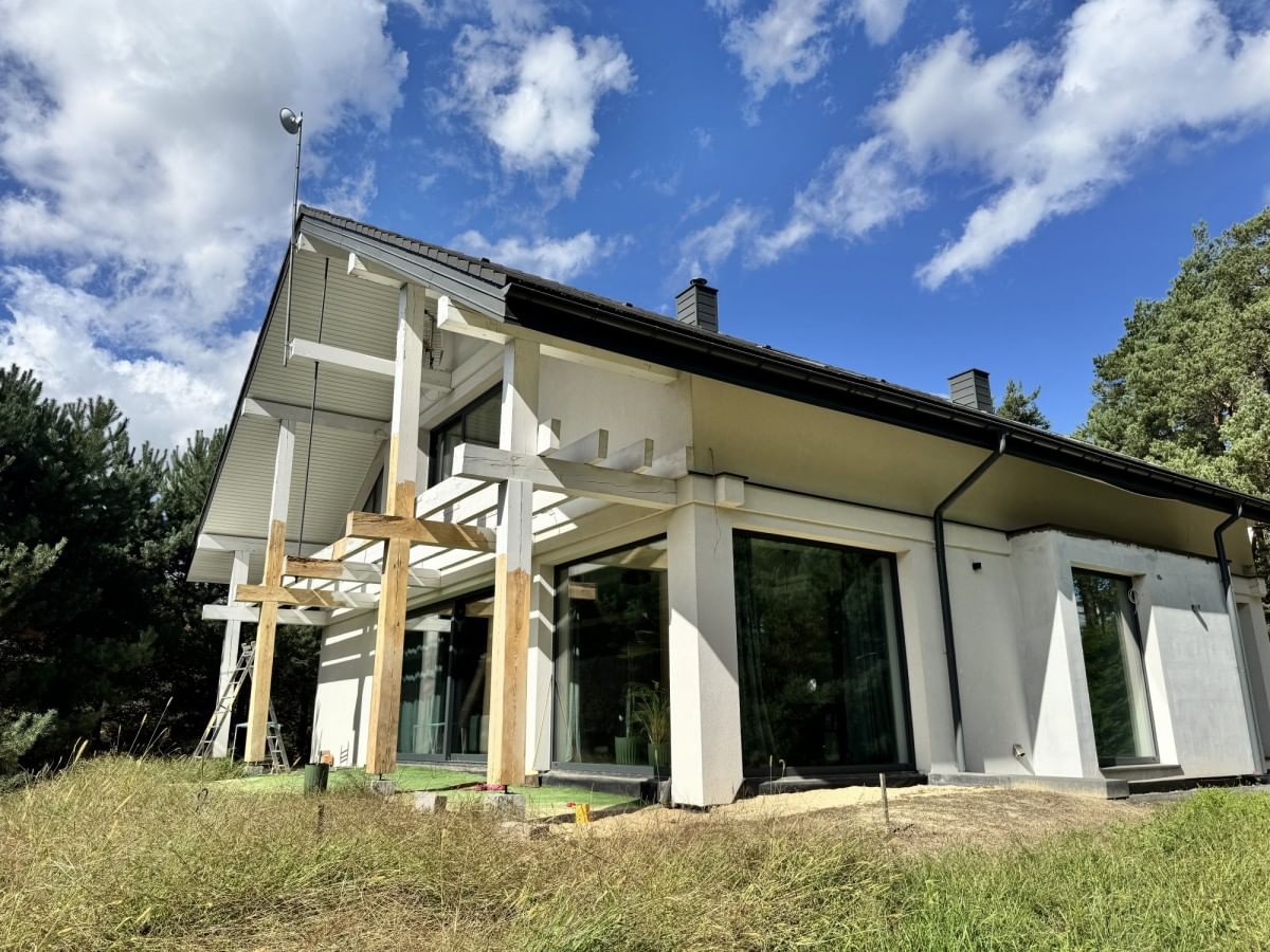 Dom 7 pokojowe na Sprzedaż